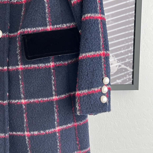 BCBGeneration Navy Plaid Velvet Trim Warm Winter Coat size Small - Picture 2 of 12